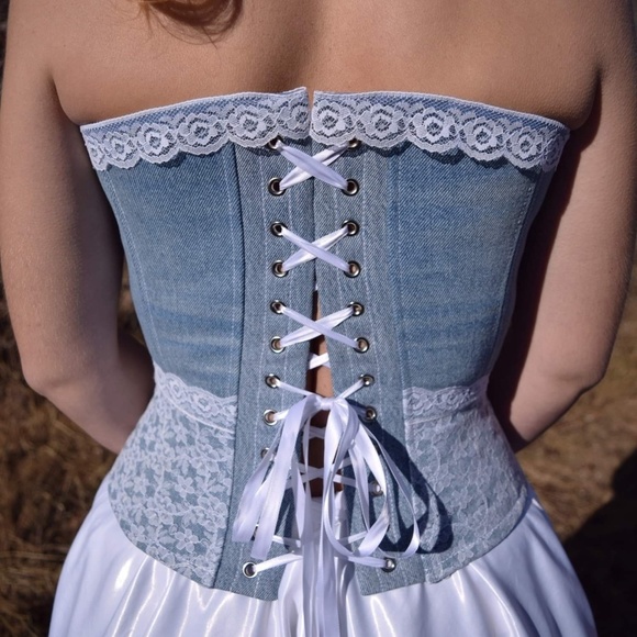 Jean Corset with White Satin Skirt - Picture 2 of 8